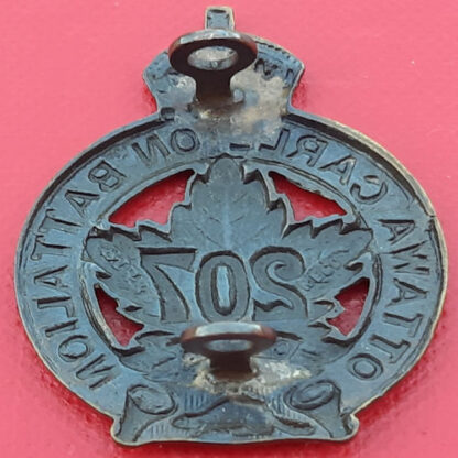 (Canada) 207th Infantry Battalion Ottawa Carleton - King's Crown Gilding Metal Collar Badge. - Image 2
