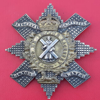 The Royal Highland Regiment (The Black Watch) - Officer's Silver & Gilt Cap Badge.