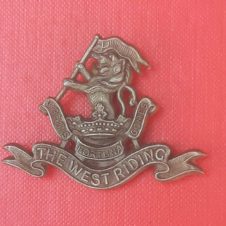 The Duke Of Wellington's Regiment - WW2 Economy Plastic Cap Badge.