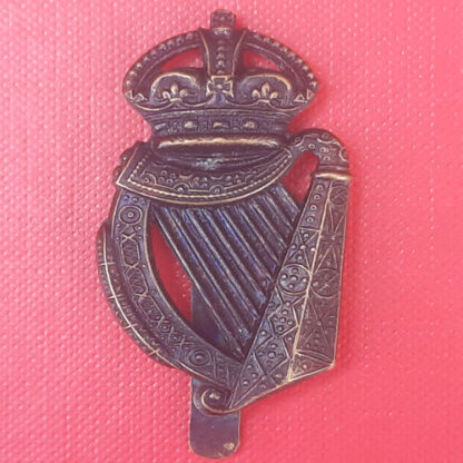 18th County Of London (London Irish) - King's Crown Blackened Brass Cap Badge.