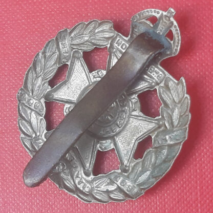 8th City Of London Battalion (The Post Office Rifles) - King's Crown White Metal Cap Badge. - Image 2