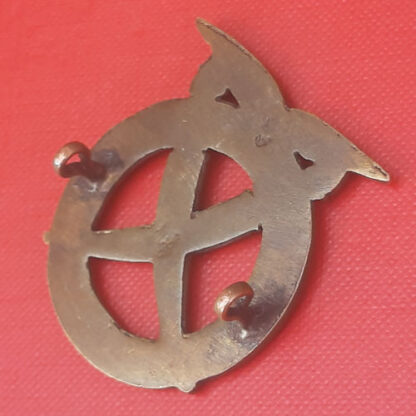 Royal Air Force Iraq Levies - Cast Gilding Metal Cap Badge. - Image 2