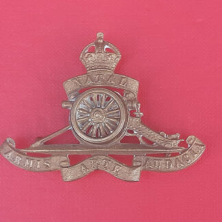 (South Africa) Natal Artillery - King's Crown Gilding Metal Cap Badge.