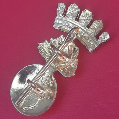 (Canada) The Irish Fusiliers Of Canada (The Vancouver Regiment) - Bi Metal Cap Badge. - Image 2