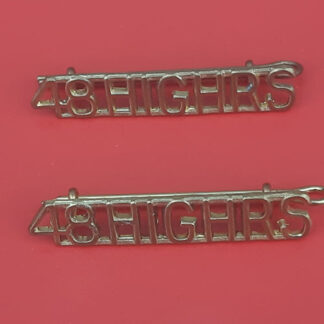 (Canada) 48th Highlanders of Canada - Gilding Metal Shoulder Titles.