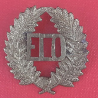 (New Zealand) New Zealand Rifle Brigade Reinforcement - Gilding Metal Cap Badge.