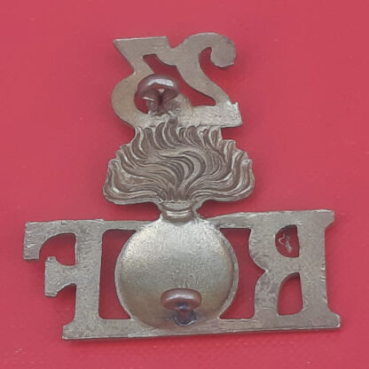 23rd Royal Fusiliers (1st Sportsman's) Service Battalion  - Gilding Metal Shoulder Title. - Image 2