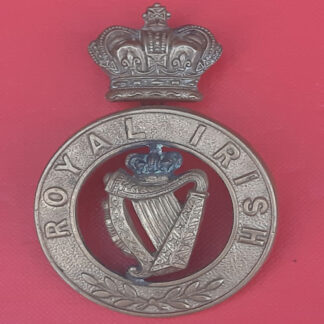The Royal Irish Regiment - Queen Victoria's Crown Gilding Metal Glengarry Badge.