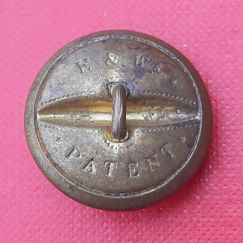 2nd of Foot (Queen's Royal) Regiment - Queen Victoria's Crown 25mm Brass Button. - Image 2