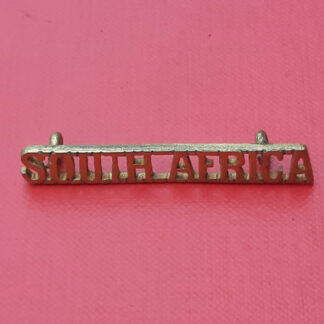 (South Africa) "South Africa" - Gilding Metal Shoulder Title.