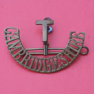 Cambridgeshire Territorials - 2 Piece Gilding Metal Shoulder Title.