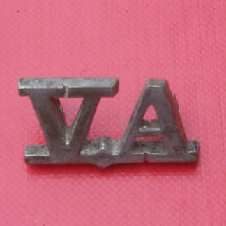 (India) Cosspore Volunteer Artillery - White Metal Shoulder Title.