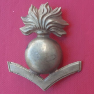The Royal Marines Artillery - Lance Bombardiers Gilding Metal Cap Badge.