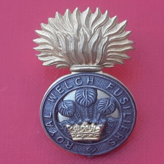 The Royal Welsh Fusiliers - Silver & Gilt Officer's Cap Badge.