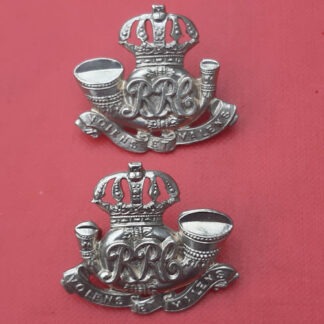 (Canada) The Royal Rifles Of Canada - White Metal Collar Badges.