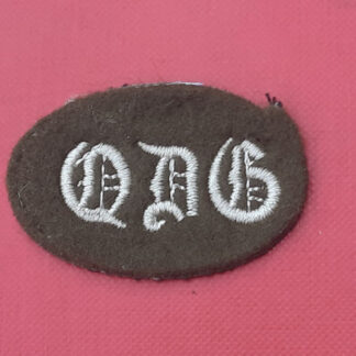 The Queen's Dragoon Guards - Woven Cloth Shoulder Title.