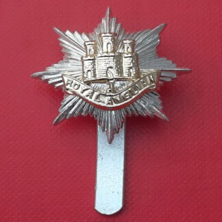 The Royal Anglian Regiment - Silver & Gold Anodised Cap Badge.