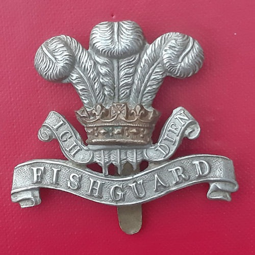 The Pembroke Yeomanry - Bi Metal Cap Badge.