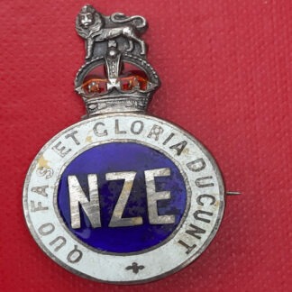 (New Zealand) The New Zealand Engineers - WW1 Enamelled Sweetheart Badge.