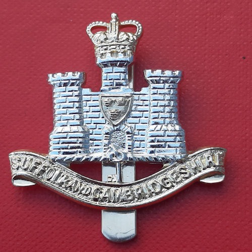 The Suffolk & Cambridgeshire Regiment - Gold & Silver Anodised Cap Badge.