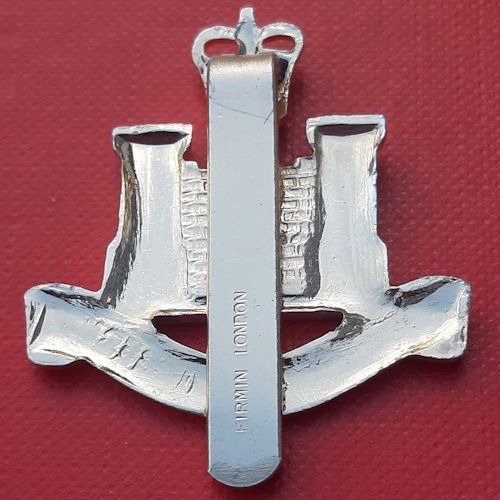 The Suffolk & Cambridgeshire Regiment - Gold & Silver Anodised Cap Badge. - Image 2
