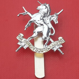 The Queen's Own Lowland Yeomanry - Gold & Silver Anodised Cap Badge.