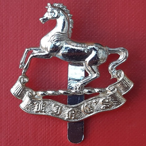 The King's Regiment (Liverpool) - Gold & Silver Anodised Cap Badge.