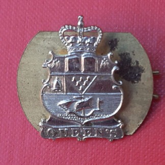 Belfast University O.T.C - Piper's White Metal Collar Badge.