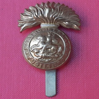 WW1 The Northumberland Fusiliers - Gilding Metal Cap Badge.