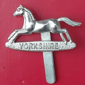 The Prince Of Wales Own Regiment Of Yorkshire - White Metal Cap Badge.