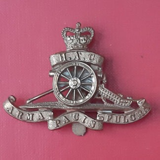 The Honourable Artillery Company - Queen's Crown Gilding Metal Cap Badge.