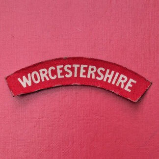 WW2 The Worcestershire Regiment - Printed Cloth Shoulder Title.