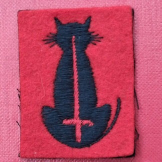 56th London Armoured Division T.A - Woven Cloth Formation Badge.
