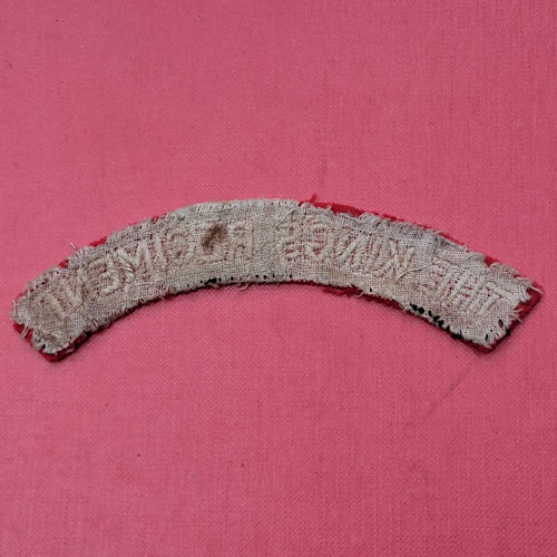 The King's Regiment - Woven Cloth Shoulder Title. - Image 2