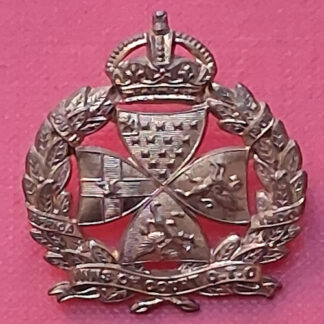 The Inns Of Court Regiment O.T.C - King's Crown Gilding Metal Cap Badge.