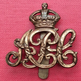 The Army Pay Corps - King's Crown Gilding Metal Cap Badge.