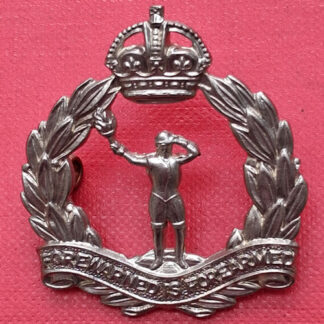 The Royal Observation Corps - King's Crown White Metal Cap Badge.