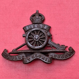 The Royal Artillery - King's Crown Officer's Service Dress Cap Badge.