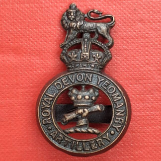 The Royal Devon Yeomanry Artillery - King's Crown Officer's Service Dress Cap Badge.