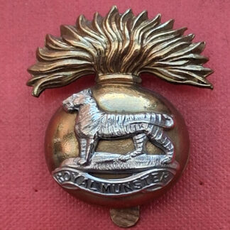 The Royal Munster Fusiliers - Bi Metal Cap Badge.