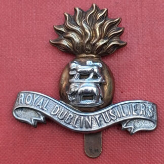 The Royal Dublin Fusiliers - Bi Metal Cap Badge.