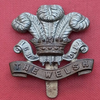 WW1 The Welsh Regiment - Bi Metal Cap Badge.