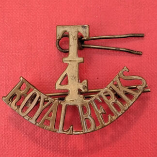 4th Territorial Battalion The Royal Berkshire Regiment - Gilding Metal Shoulder Title.