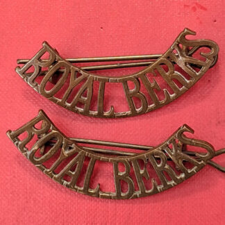 The Royal Berkshire Regiment - Gilding Metal Shoulder Titles.