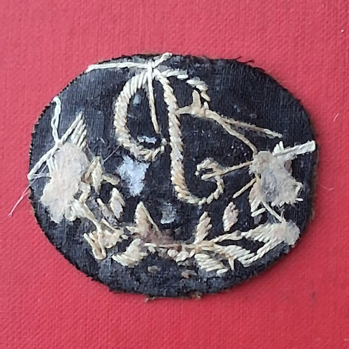 Plotter - Cloth Trade Badge. - Image 2