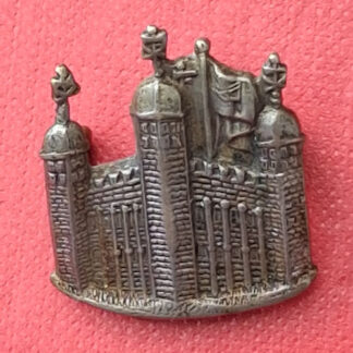 2nd Tower Hamlets Rifle Volunteer Corps - White Metal Collar Badge.