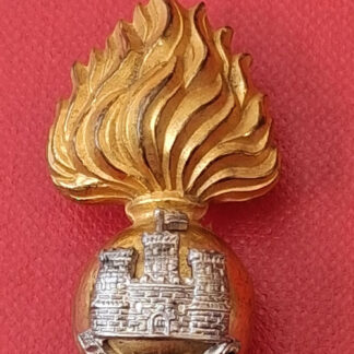 The Royal Inniskilling Fusiliers - Officer's Silver & Gilt Collar Badge.