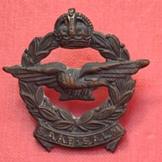 (South Africa) The South African Air Force - King's Crown Gilding Metal Cap Badge.