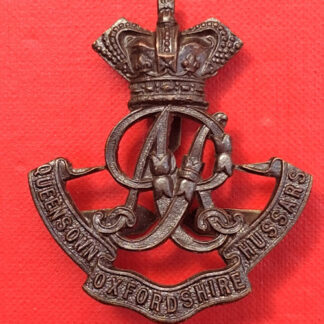 The Queen's Own Oxfordshire Hussars - Officer's Service Dress Cap Badge.