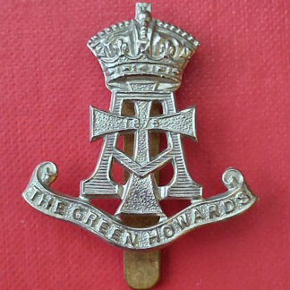 The Green Howards - White Metal Cap Badge.